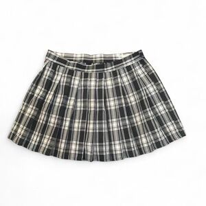 NWT Black & White Plaid Pleated Mini Skirt